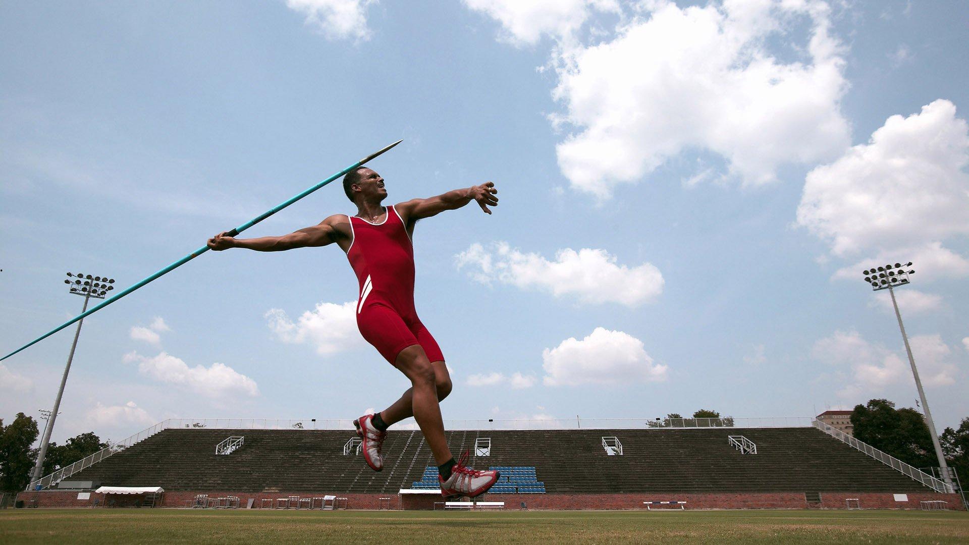 罗马诺独家,拜仁与朗尼克深入谈判细节 德甲豪门或迎战术革新